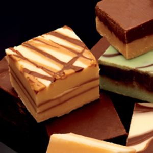2 Pound Coons Famous Fudge box